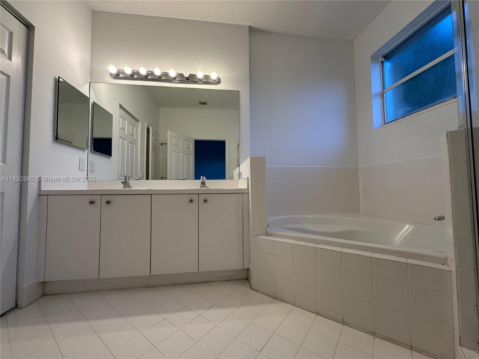 LAKES BY THE BAY CEE - Residential Lease