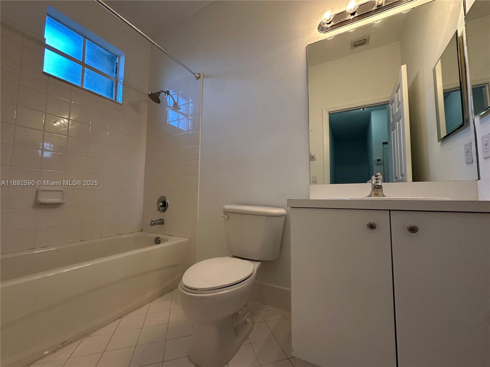 LAKES BY THE BAY CEE - Residential Lease