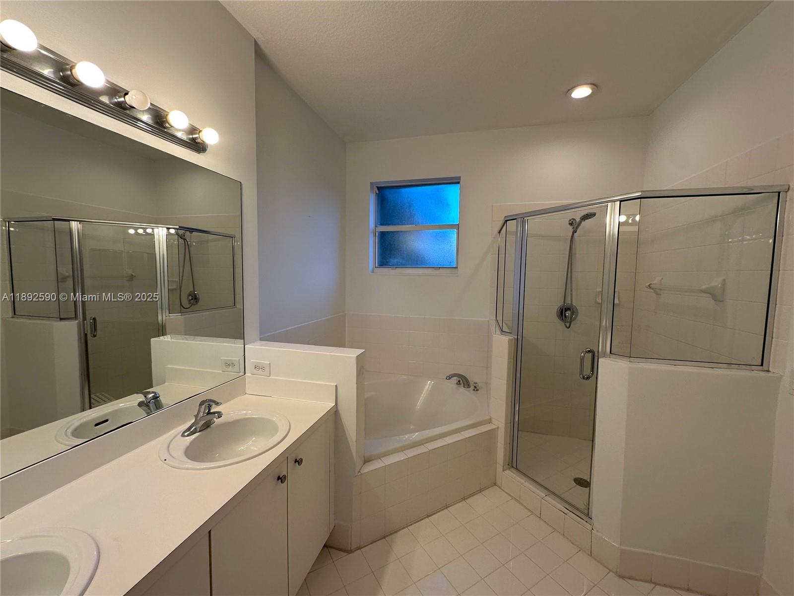 LAKES BY THE BAY CEE - Residential Lease