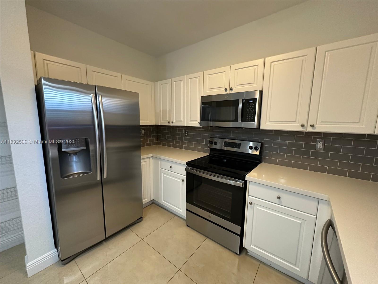 LAKES BY THE BAY CEE - Residential Lease