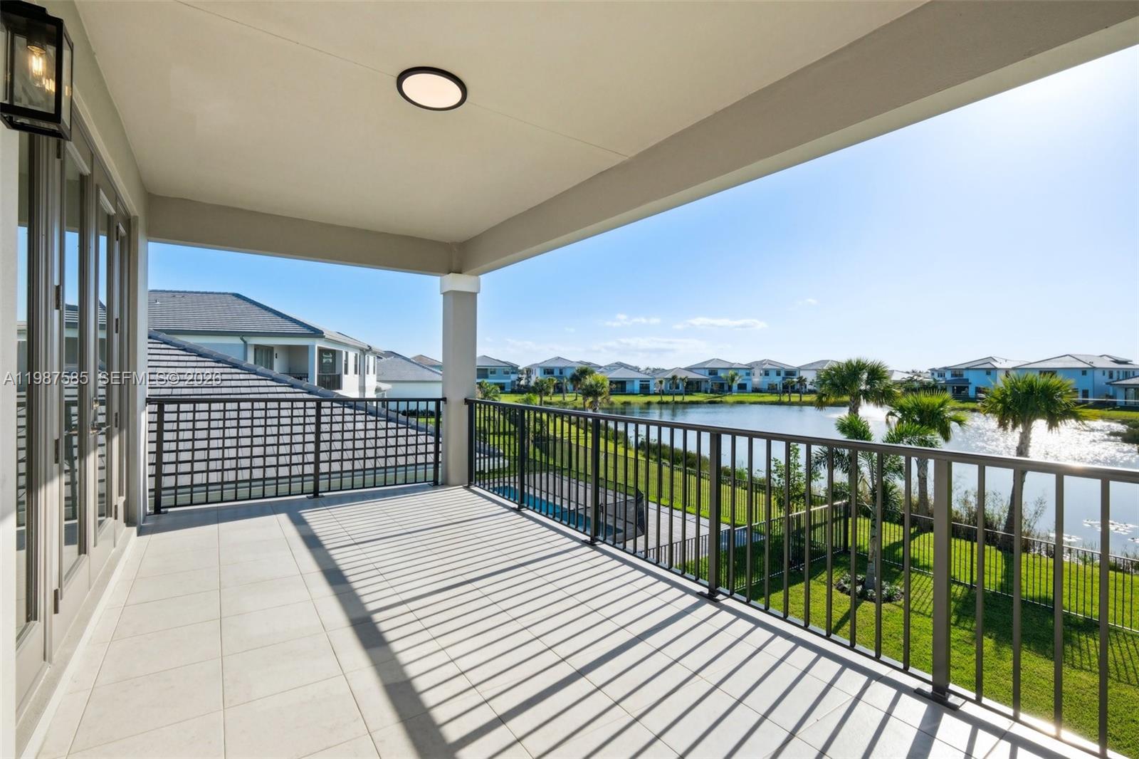 AVENIR POD - Residential Lease