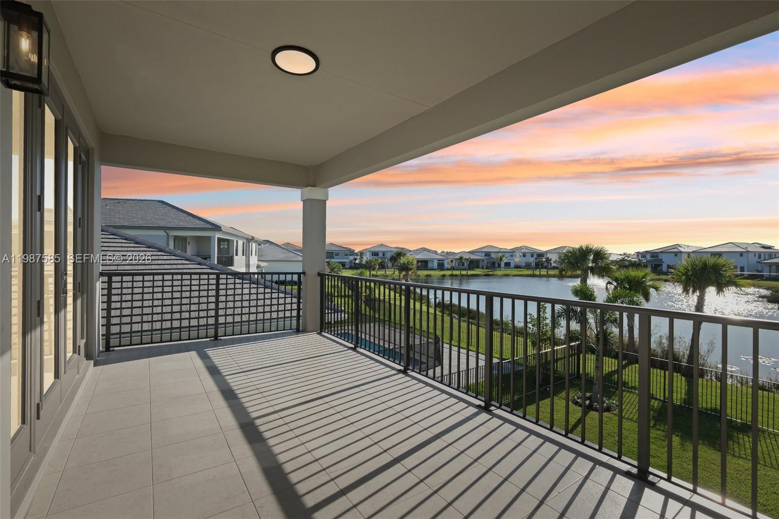 AVENIR POD - Residential Lease