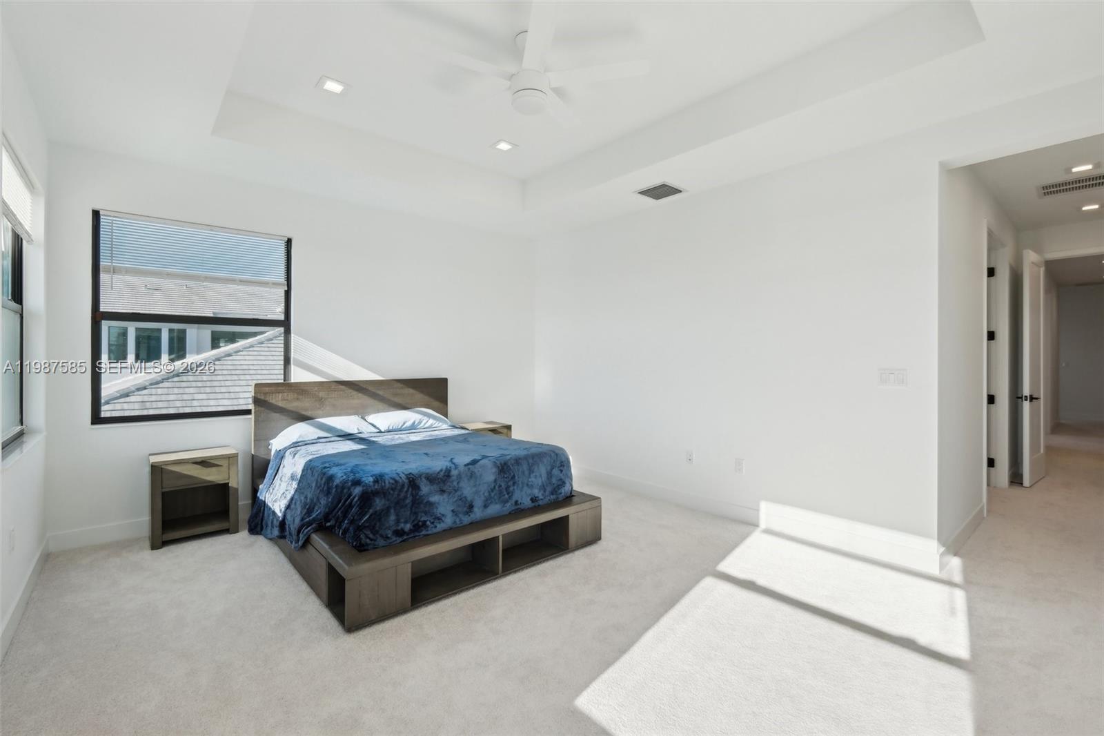 AVENIR POD - Residential Lease