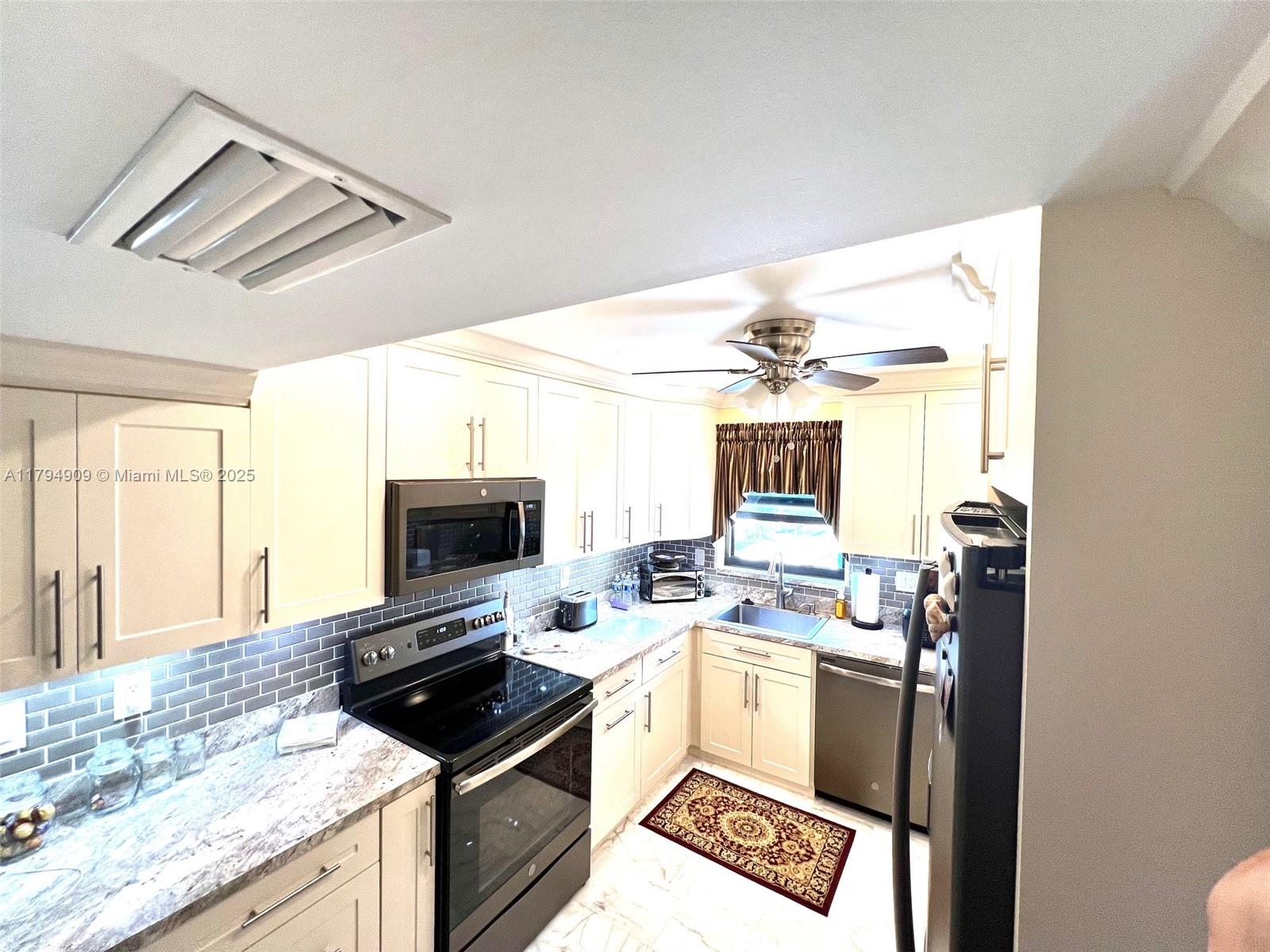 ALLINGTON TOWERS NORTH CO - Residential