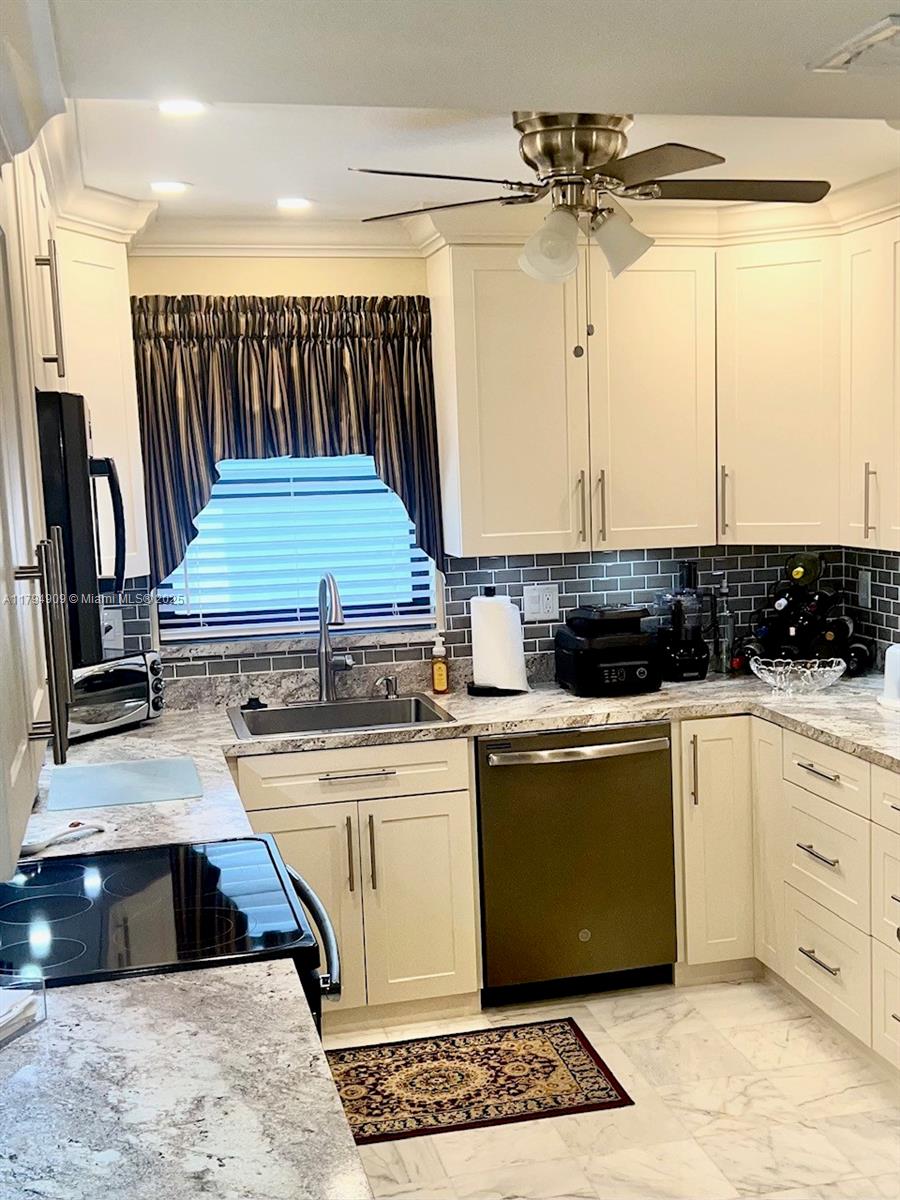 1500 S Ocean Dr 12K