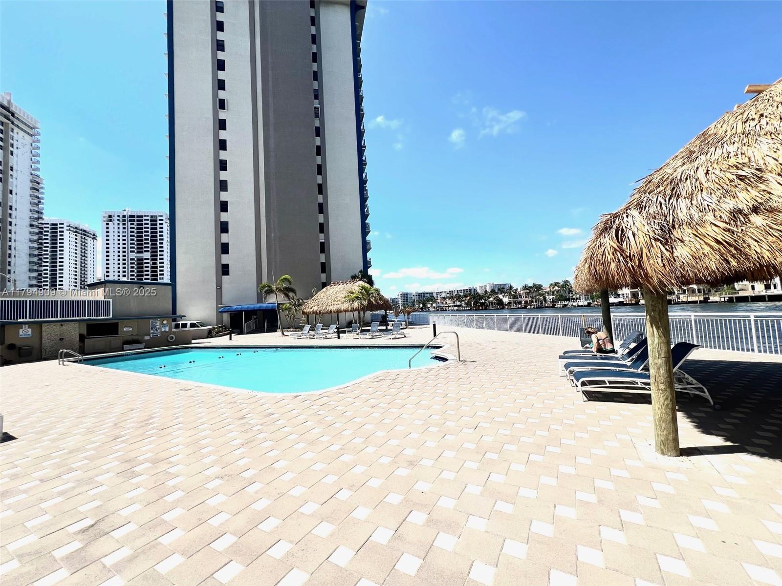 ALLINGTON TOWERS NORTH CO - Residential