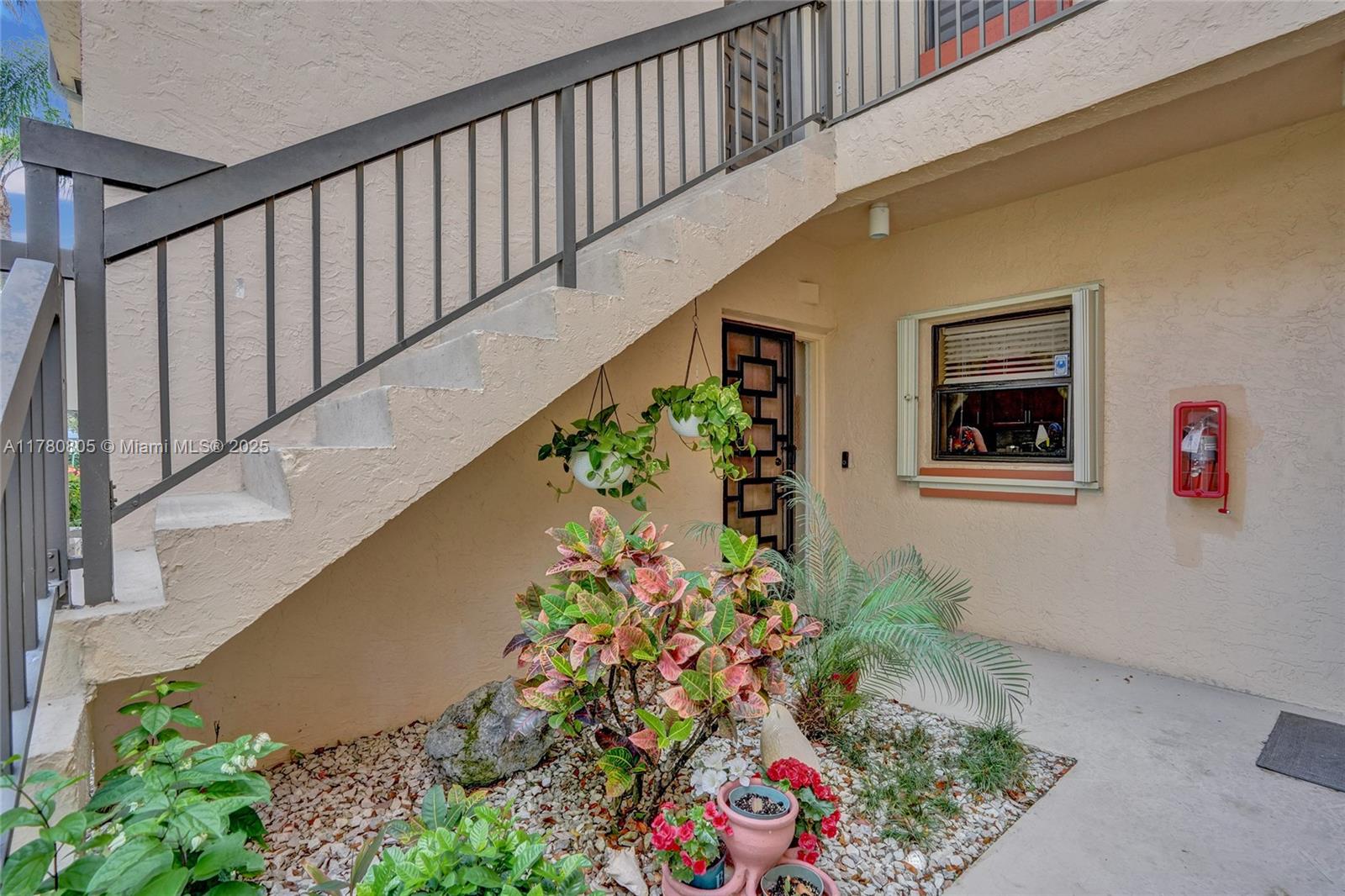 4144 Carambola Cir S 2142