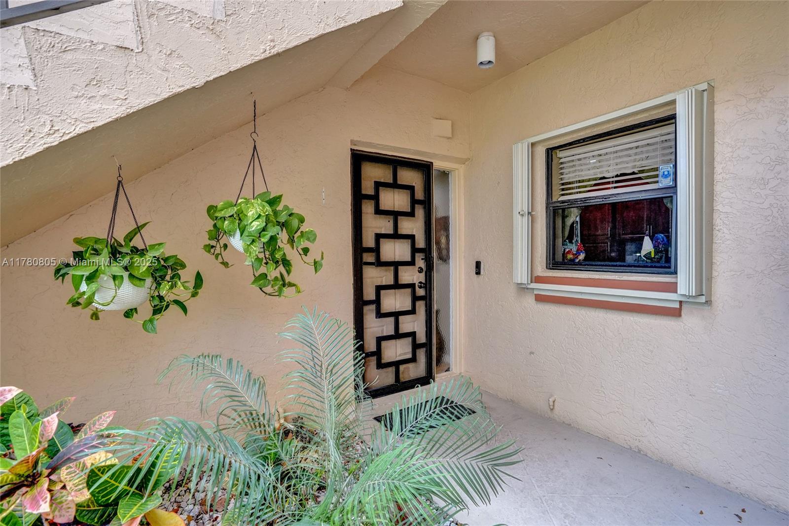 4144 Carambola Cir S 2142