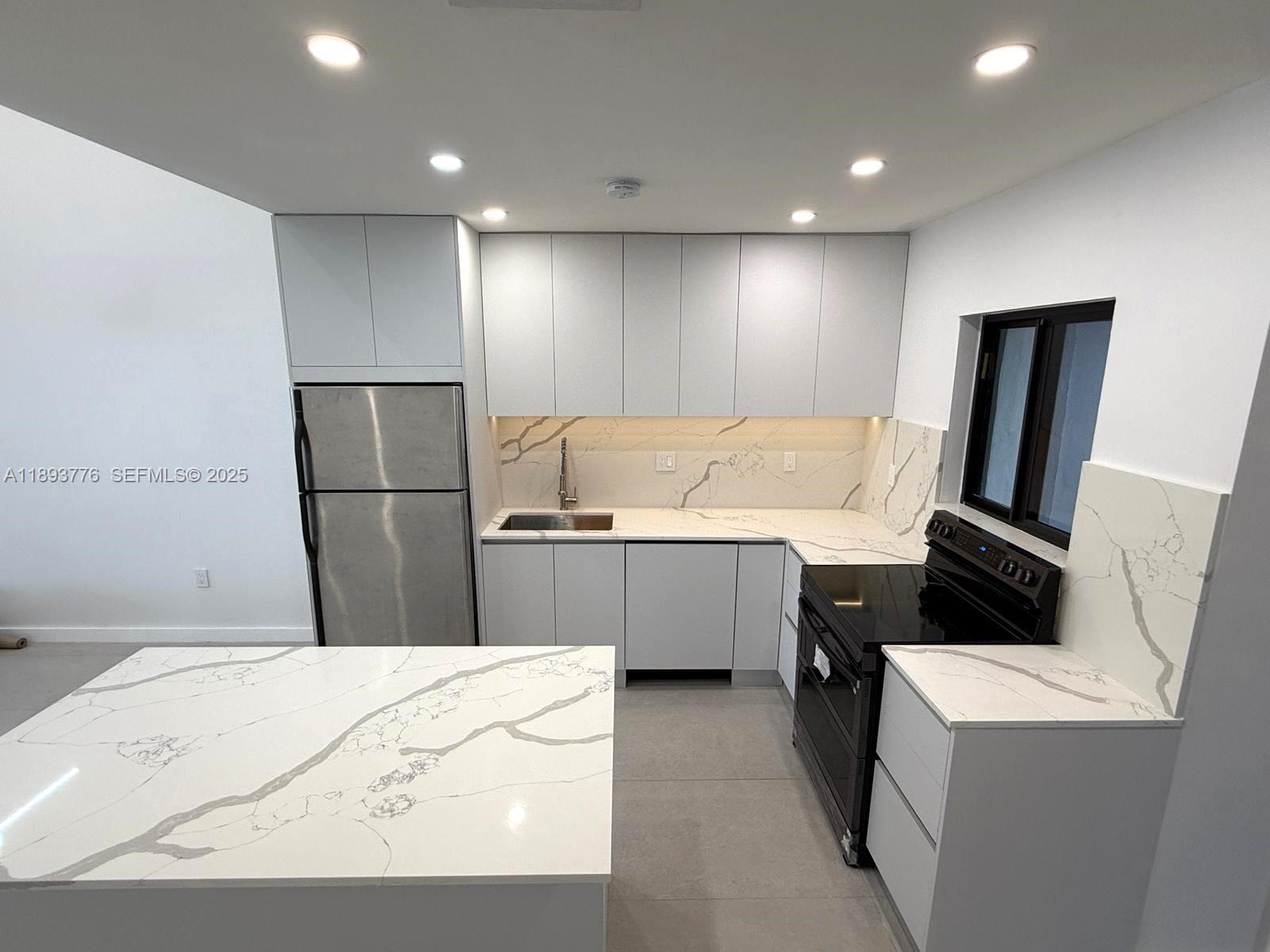 LA BEAU ACRES 2 - Residential