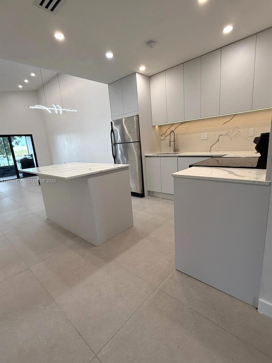 LA BEAU ACRES 2 - Residential