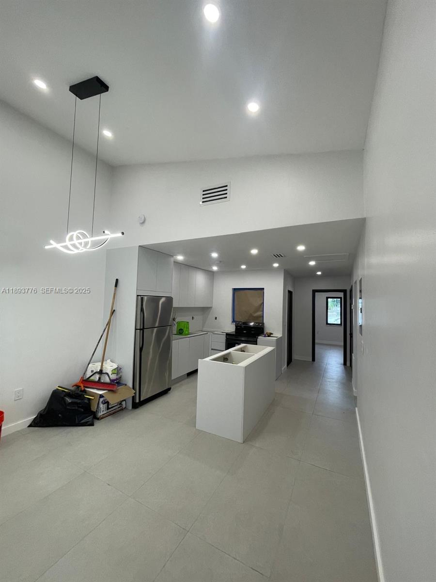 LA BEAU ACRES 2 - Residential