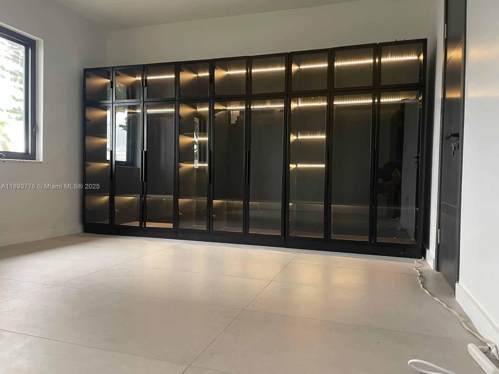 LA BEAU ACRES 2 - Residential