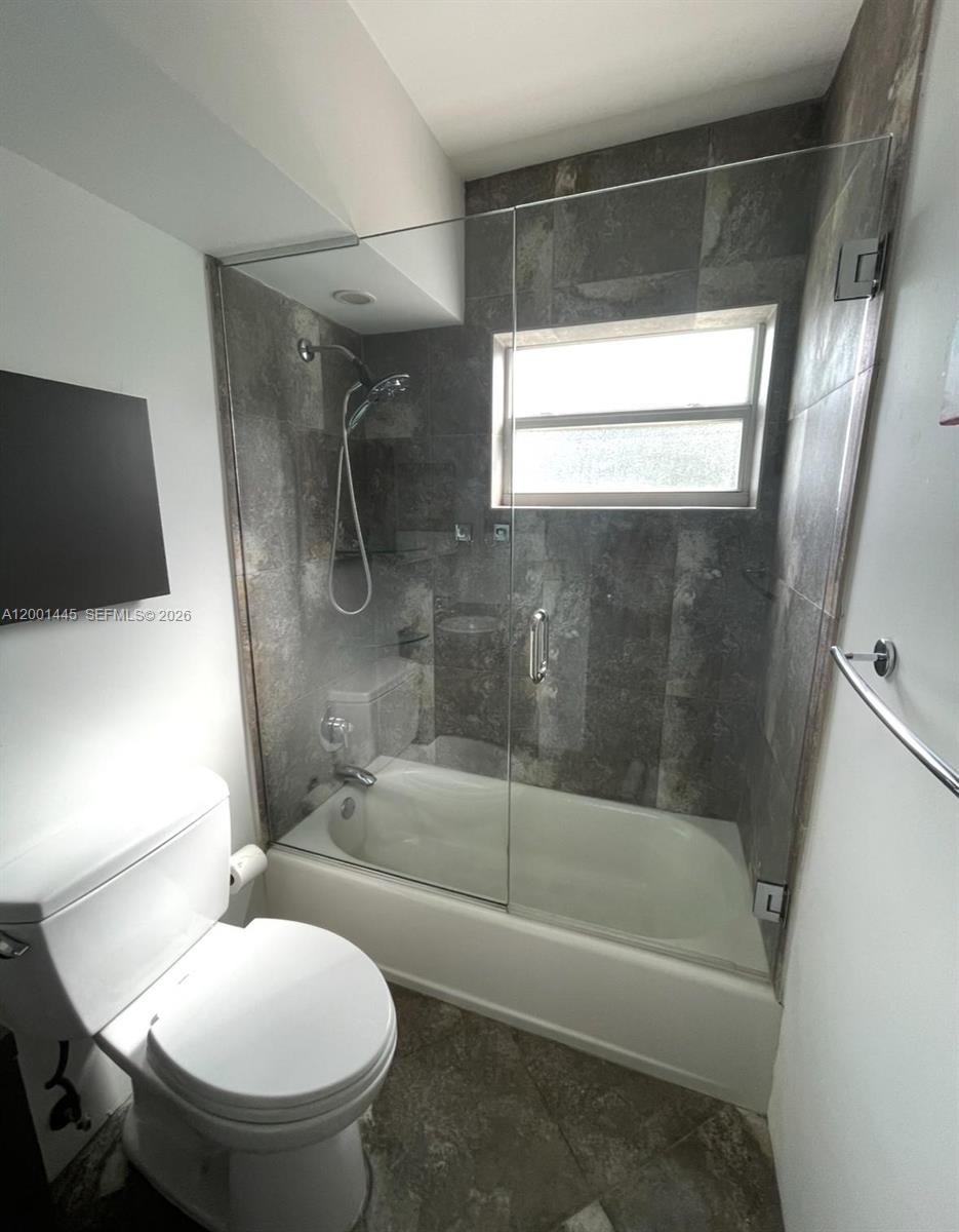 Lincoln Towers Condominium - Residential