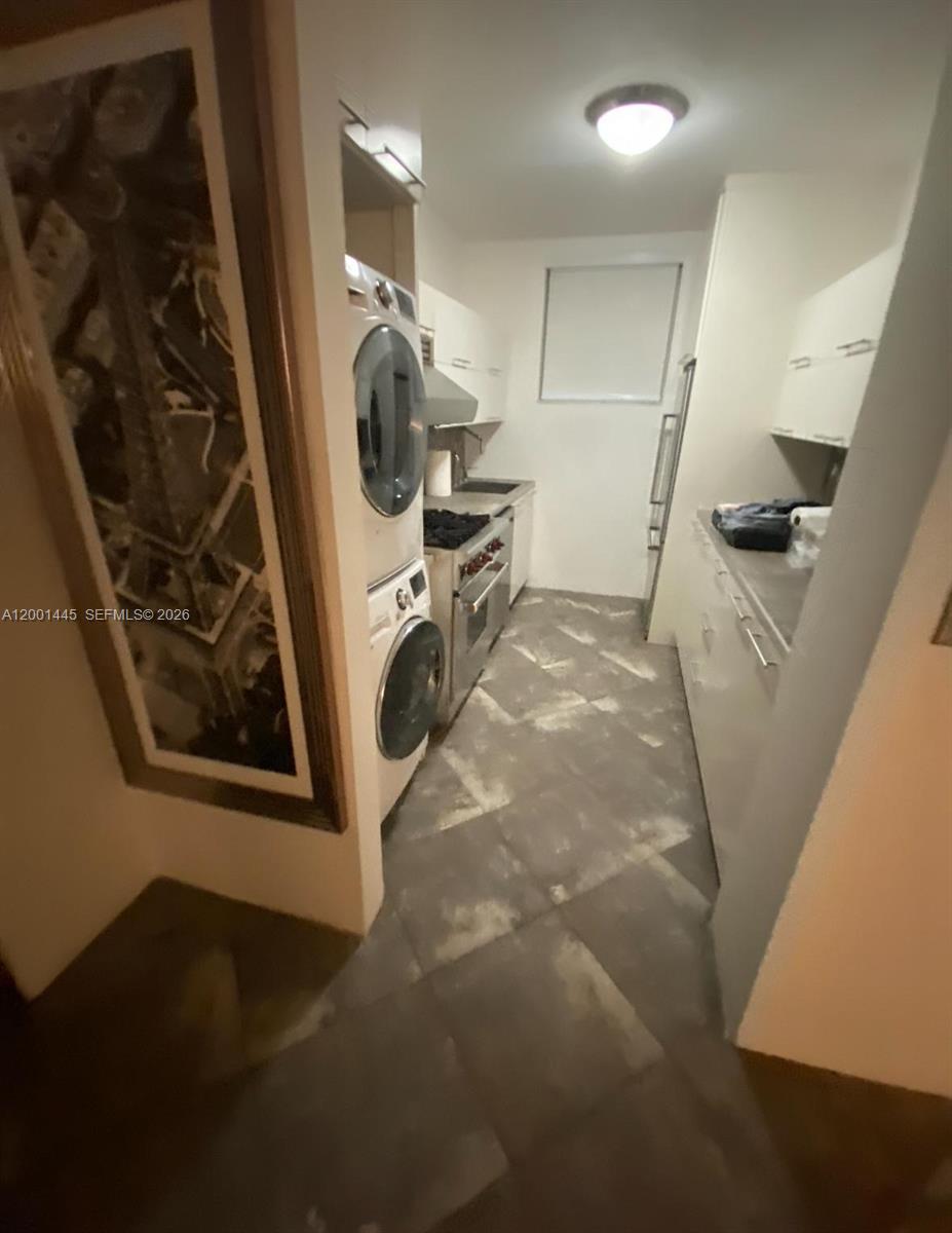 Lincoln Towers Condominium - Residential