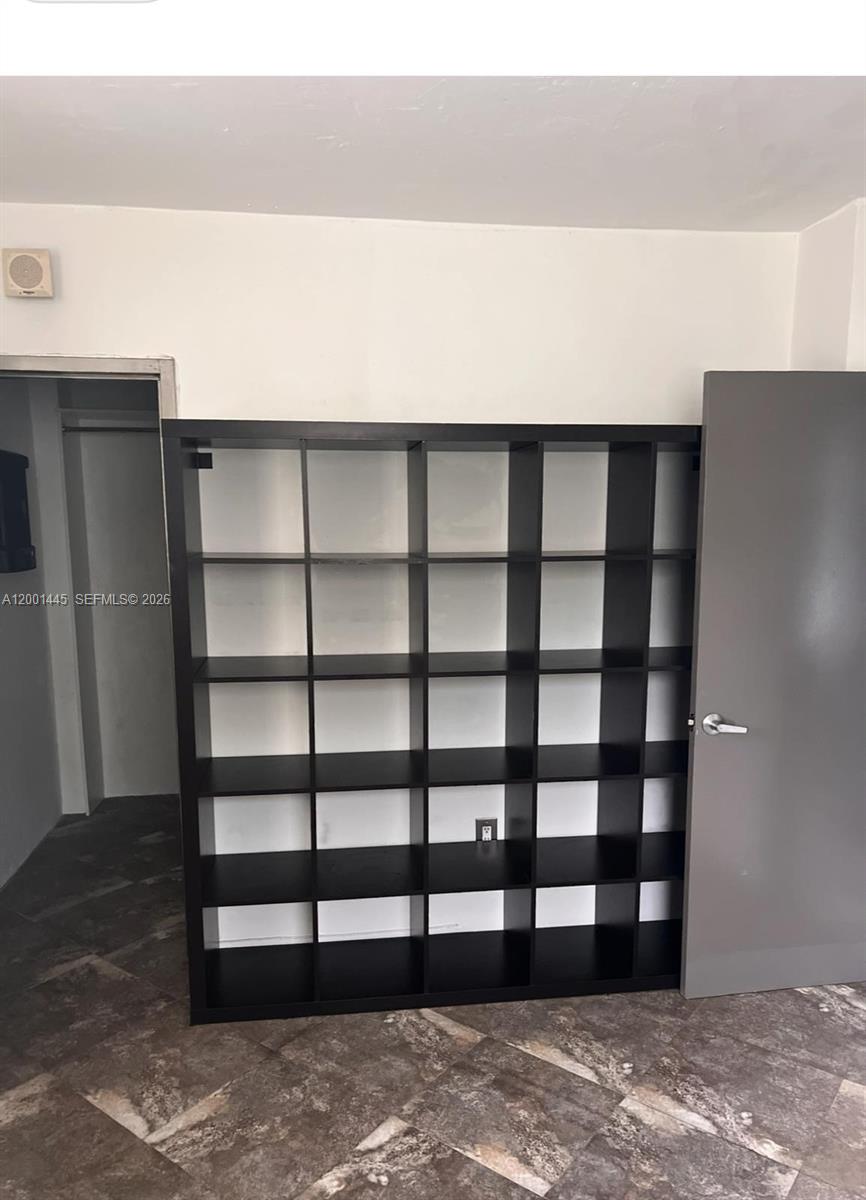 Lincoln Towers Condominium - Residential