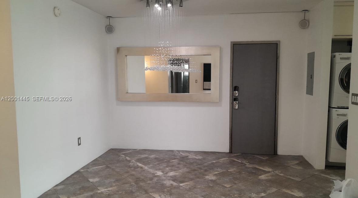 Lincoln Towers Condominium - Residential