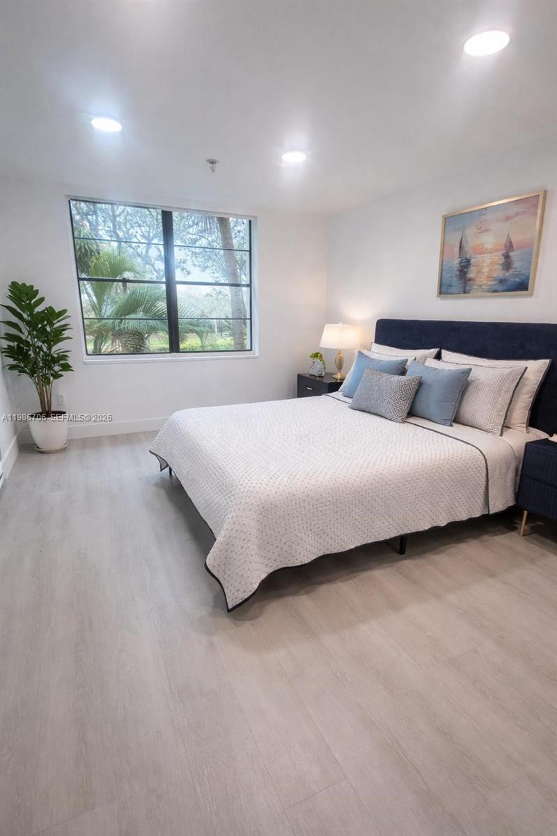 CEDAR GLENN CONDO APTS EA - Residential