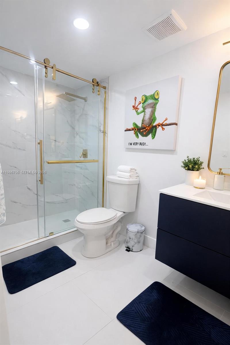 CEDAR GLENN CONDO APTS EA - Residential