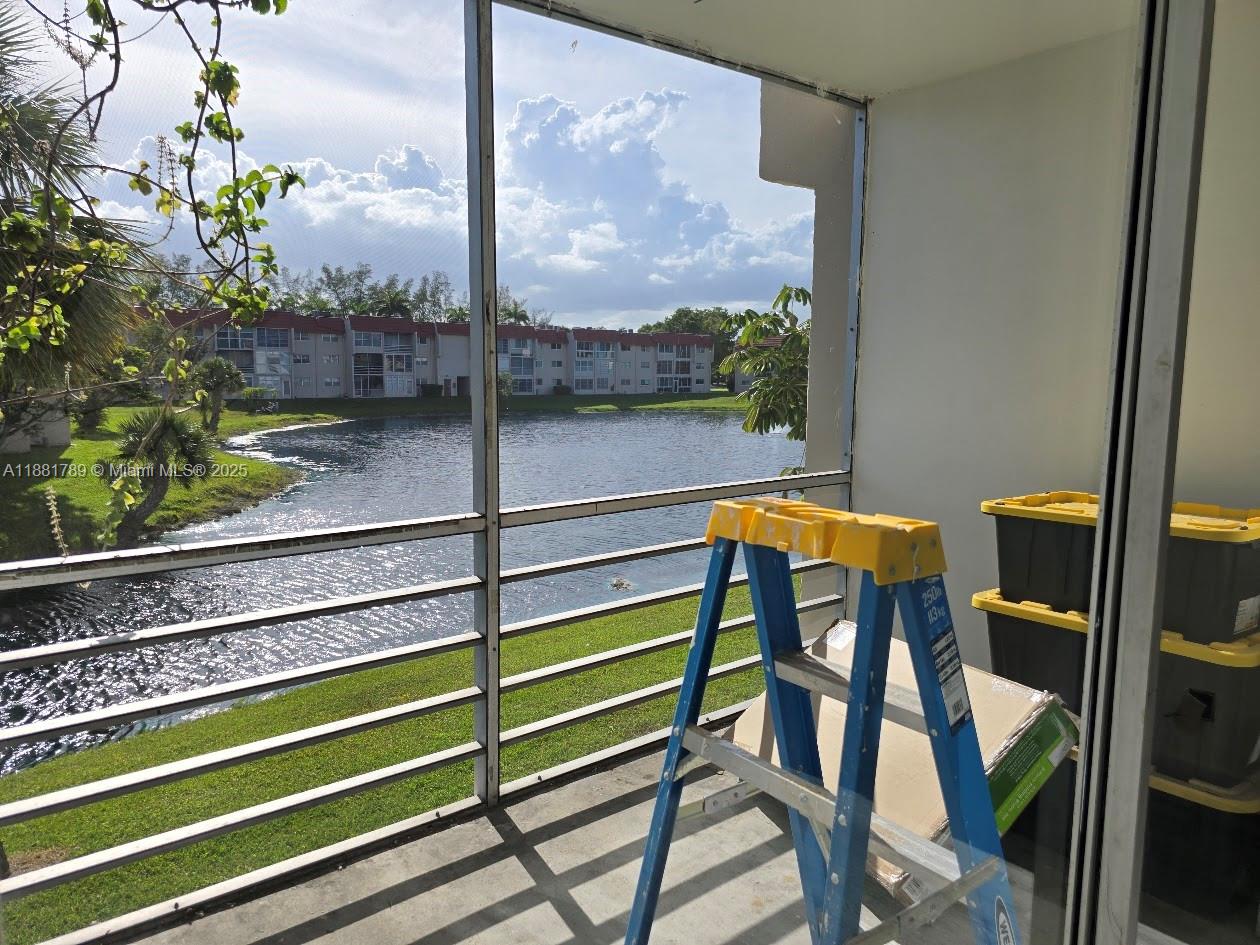 SUNRISE LAKES 12 CONDO - Residential