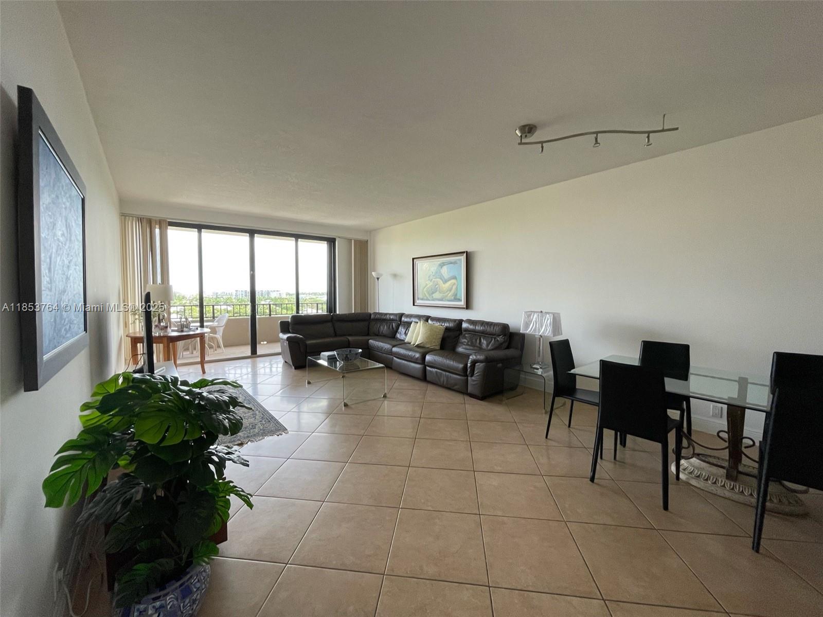 THE EMERALDBAY @ KEY COLO - Residential Lease