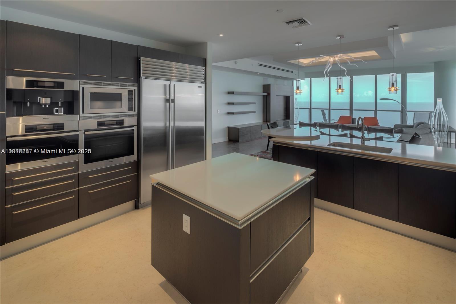 JADE BEACH CONDO - Residential Lease