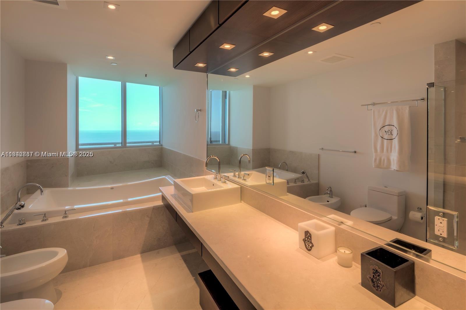 JADE BEACH CONDO - Residential Lease