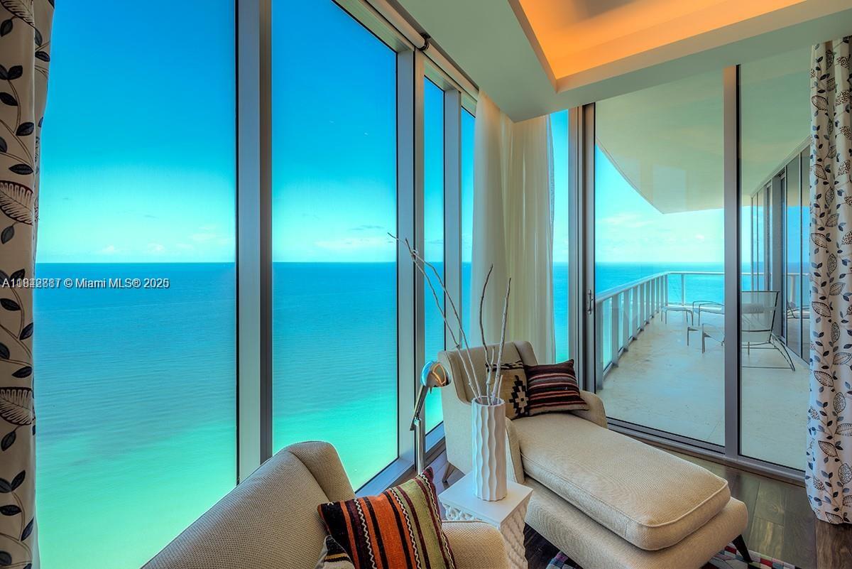 JADE BEACH CONDO - Residential Lease