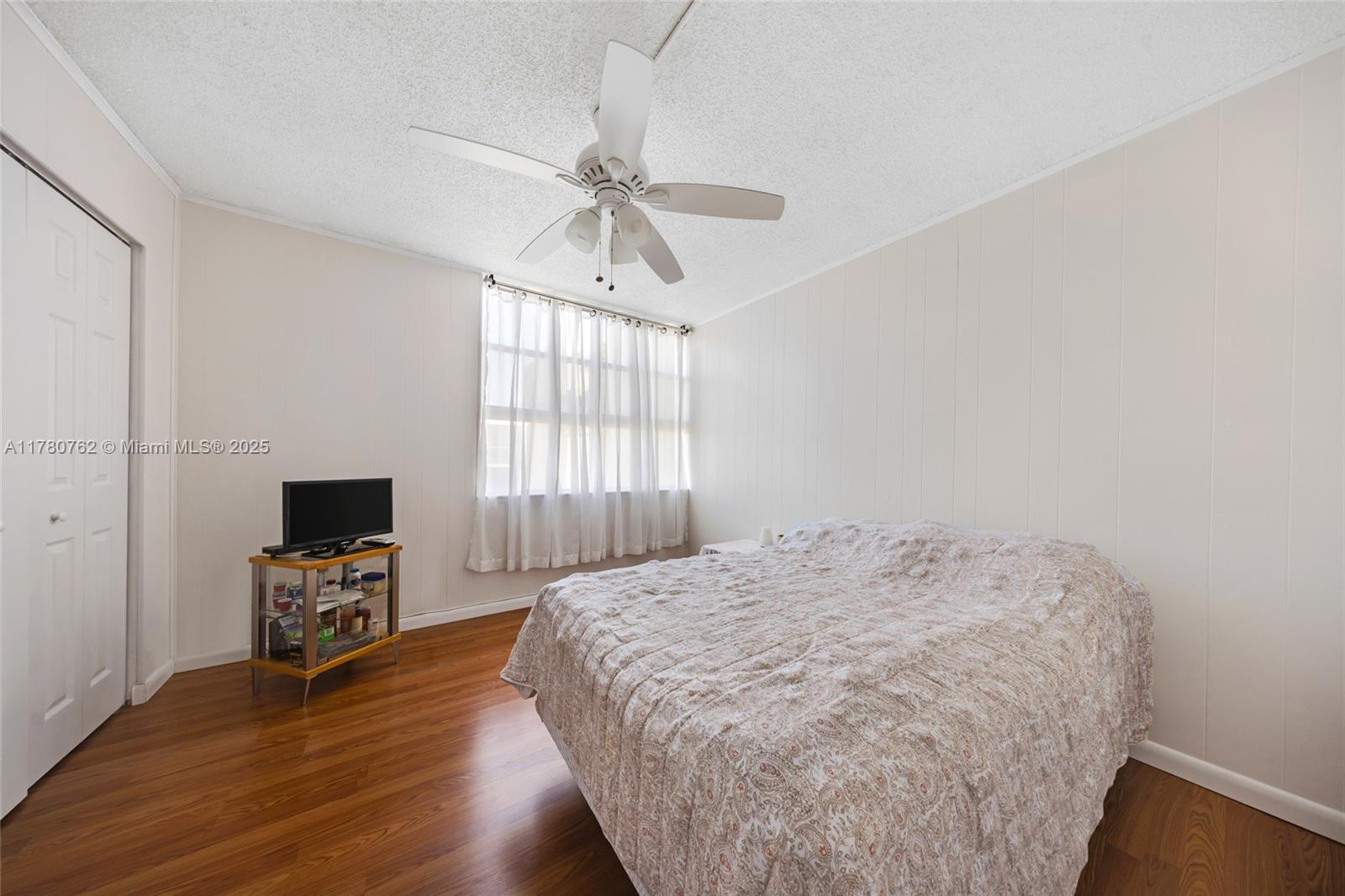 LAKE PARK CONDO NO 1 - BL - Residential