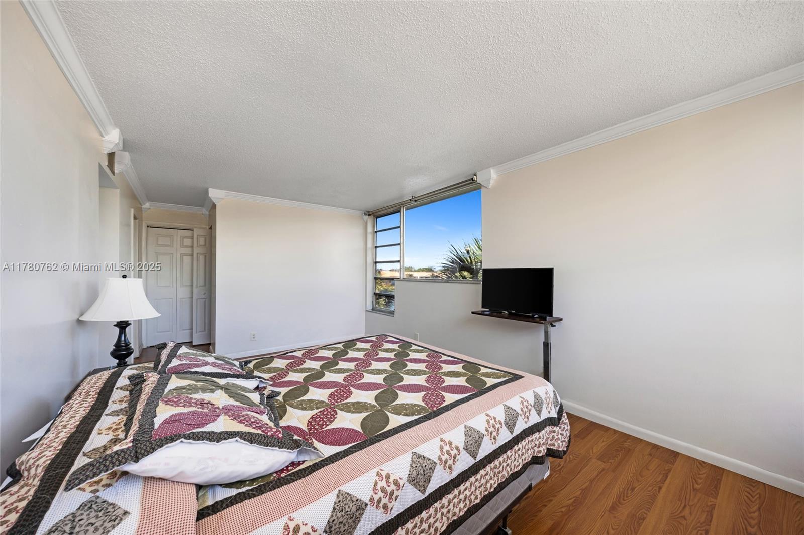 LAKE PARK CONDO NO 1 - BL - Residential