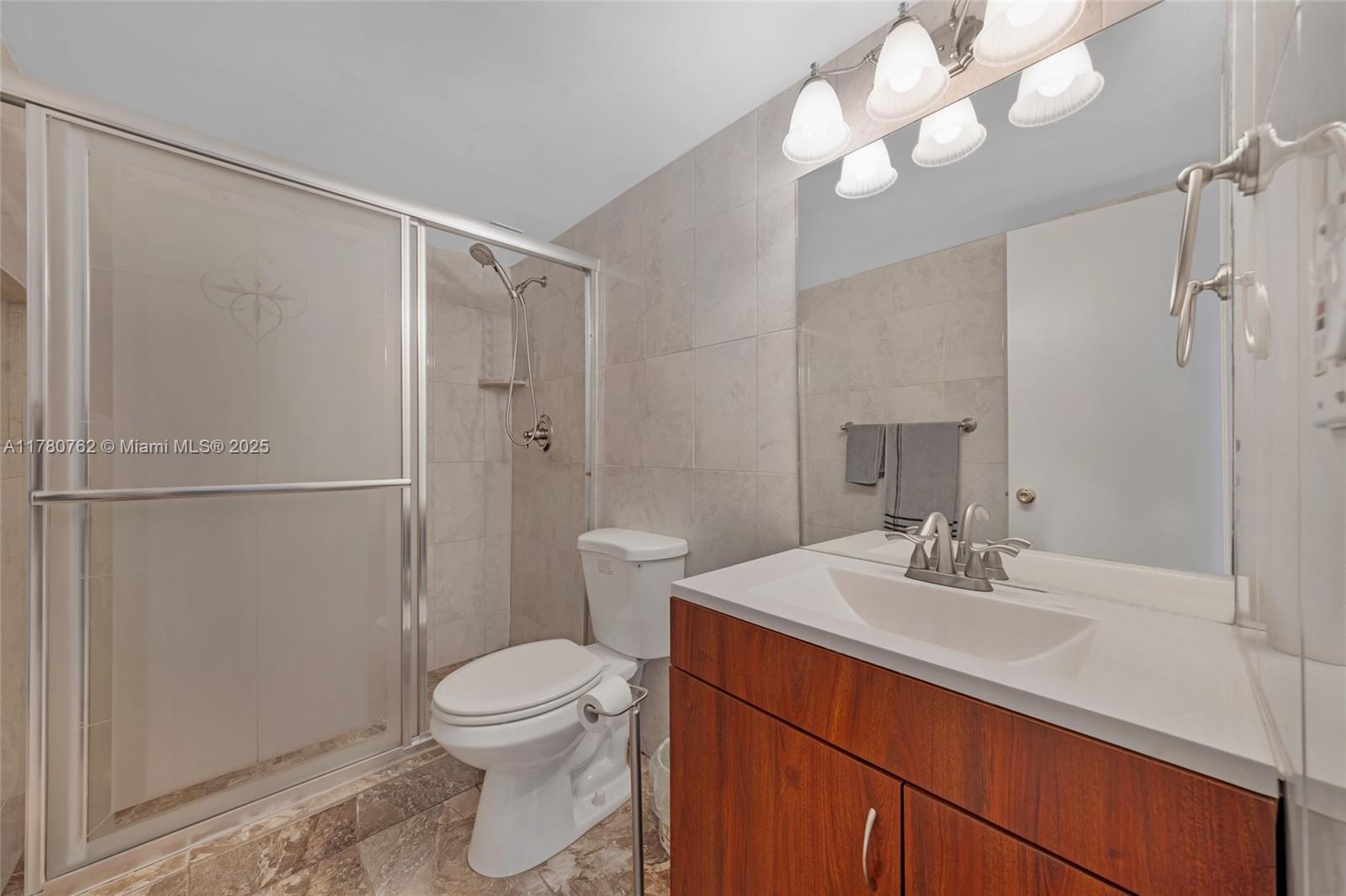 LAKE PARK CONDO NO 1 - BL - Residential