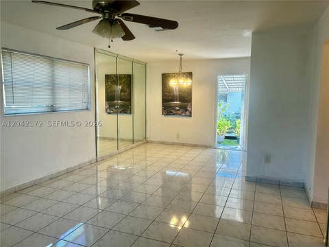 Tiny photo for 2230 Jackson St #1W, Hollywood, FL 33020 (MLS # A12042172)