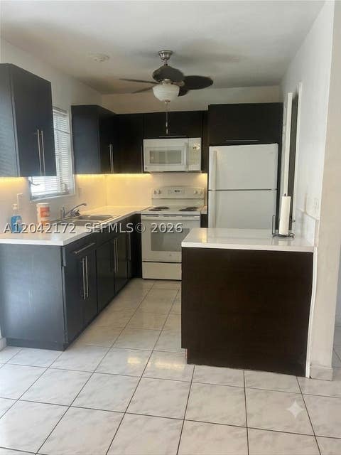 Tiny photo for 2230 Jackson St #1W, Hollywood, FL 33020 (MLS # A12042172)