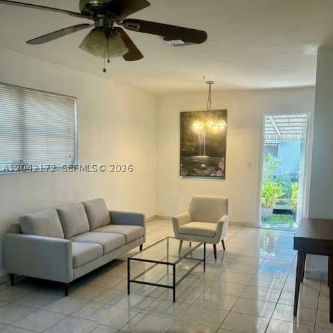 Tiny photo for 2230 Jackson St #1W, Hollywood, FL 33020 (MLS # A12042172)