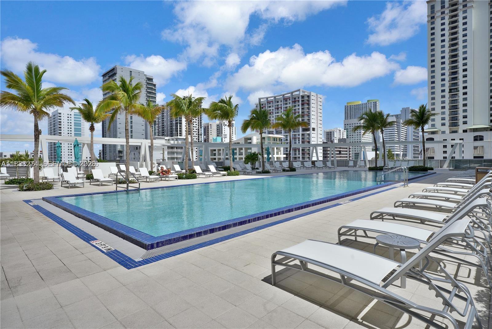 THE AXIS ON BRICKELL II C - Residential