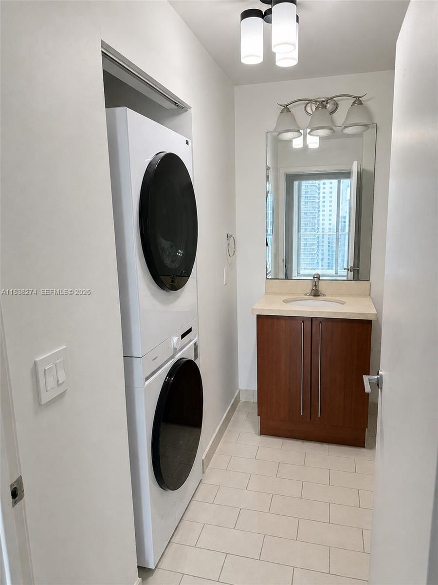THE AXIS ON BRICKELL II C - Residential