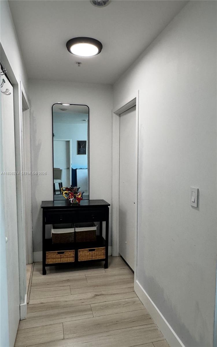 1111 SW 1st Ave 2823-N