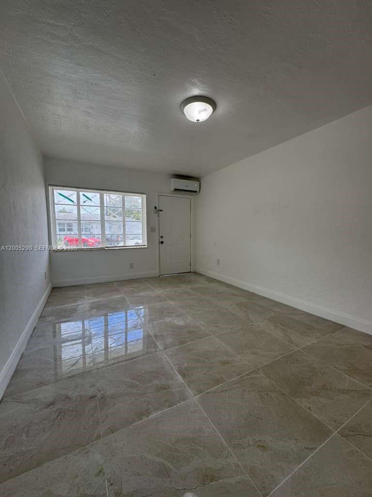 FLAMINGO VILLAGE - Residential Lease