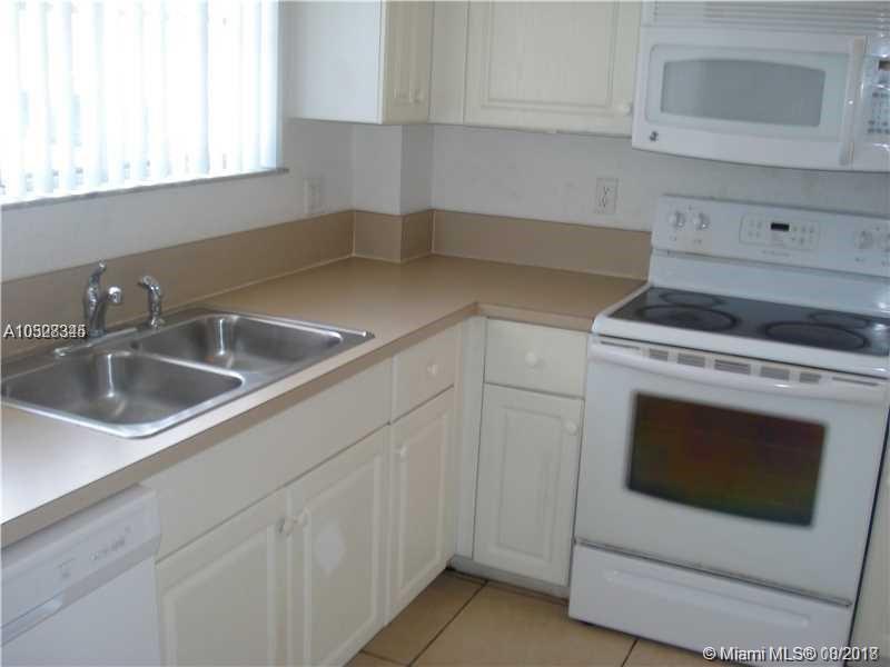 HOLLYWOOD RIDGE FARMS 2-6 - Residential Lease