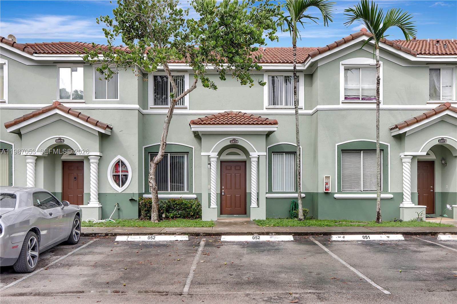 SHOMA TOWNHOMES AT KEYSCO - Residential Lease