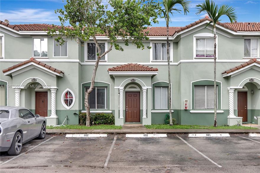 Experience the South Florida lifestyle! 3-bedroom, 3-bathroom townhome in Keys Cove. This unit is vacant and move-in ready!
Spacious 3-bedroom, 3-bathroom townhome in Keys Cove, a gated community with 24/7 security. Features include a fenced yard, a gated deck, an in-unit washer/dryer, and two assigned parking spaces right in front.
Enjoy resort-style amenities: two swimming pools, a clubhouse, walking trails, a playground, scenic lakes, guest parking, and pets are welcome!
Privileged location, just minutes from the Turnpike, Baptist Hospital, Publix, Walmart, Florida Keys Outlet, US-1, and only 20 minutes from Key Largo. Vacant and easy to show, don't miss out!