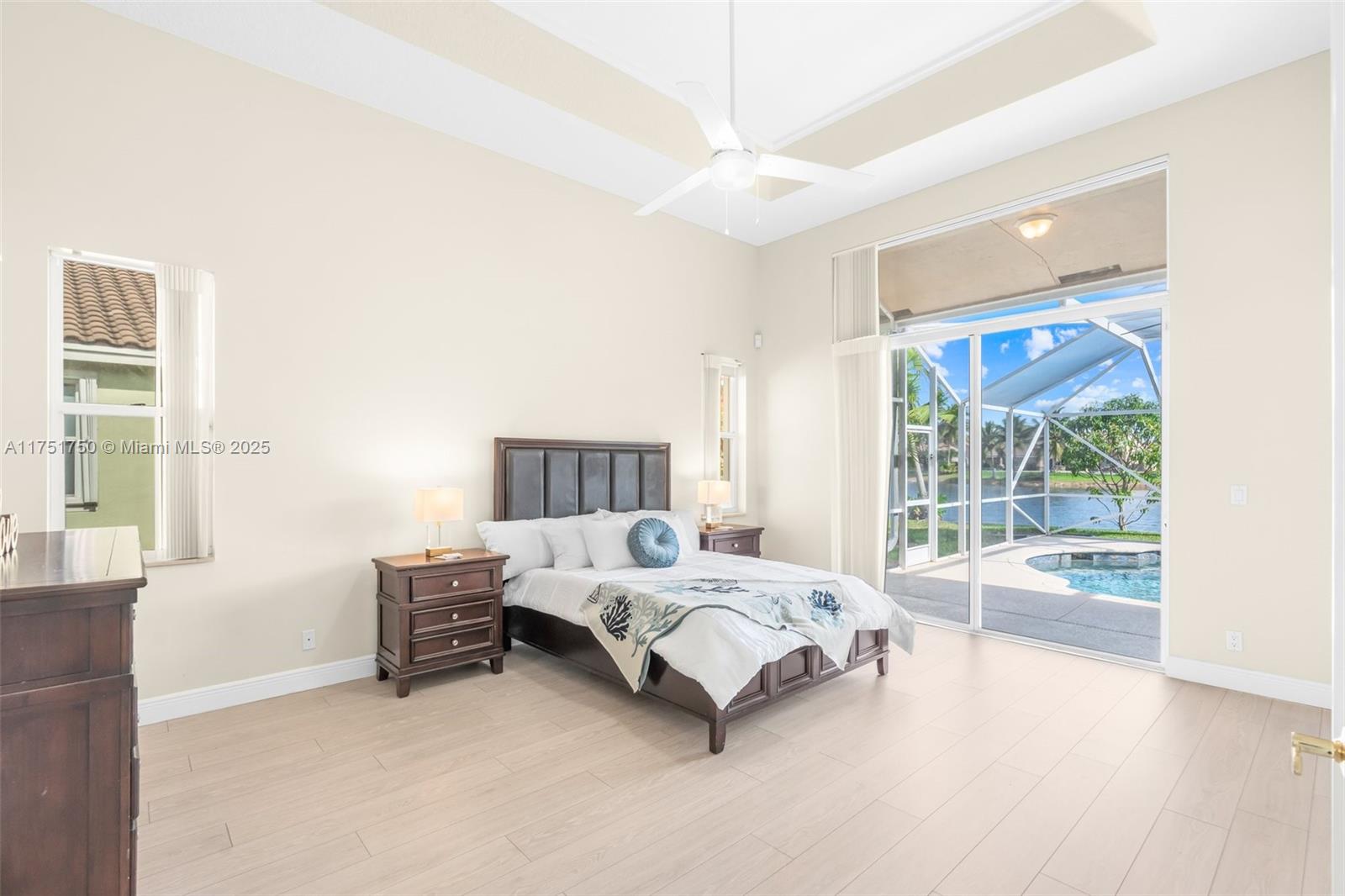 KENSINGTON - Residential
