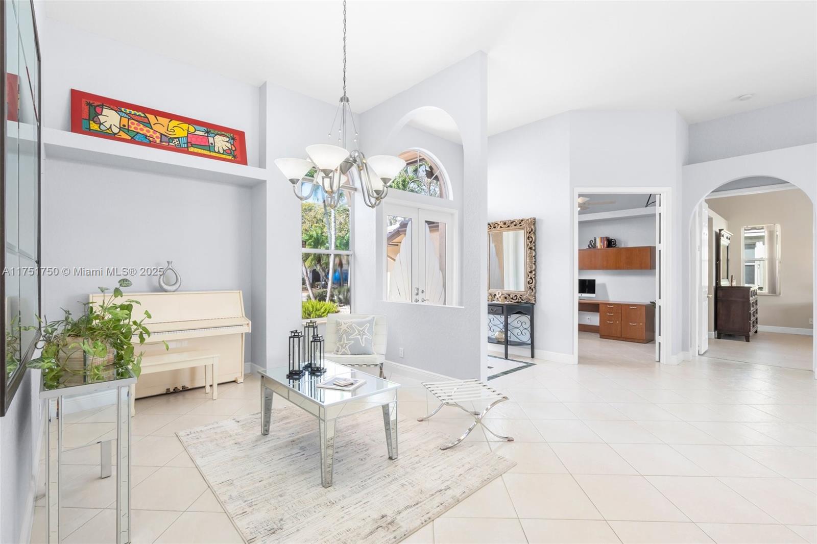 KENSINGTON - Residential