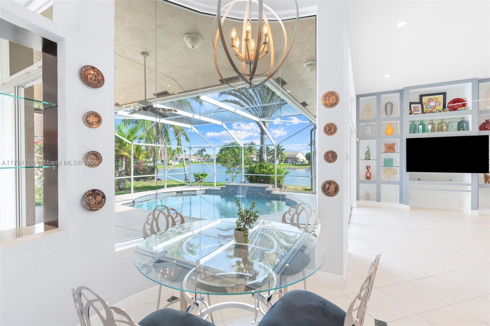 KENSINGTON - Residential