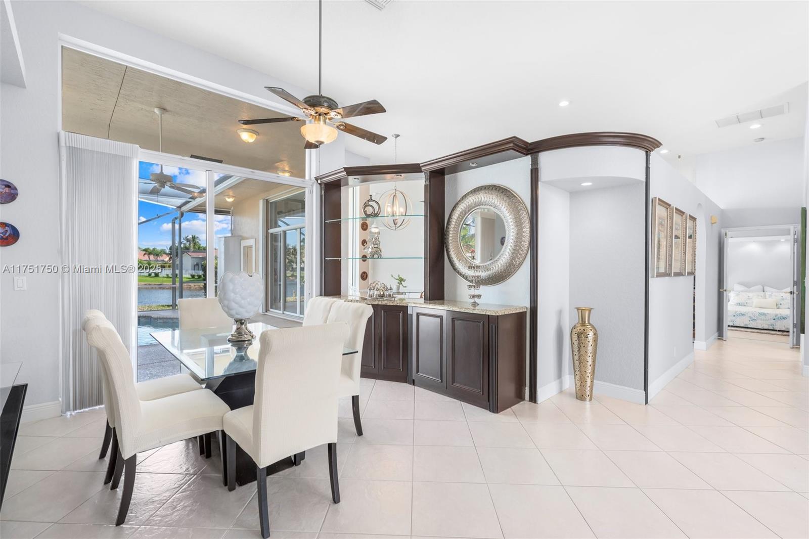 KENSINGTON - Residential