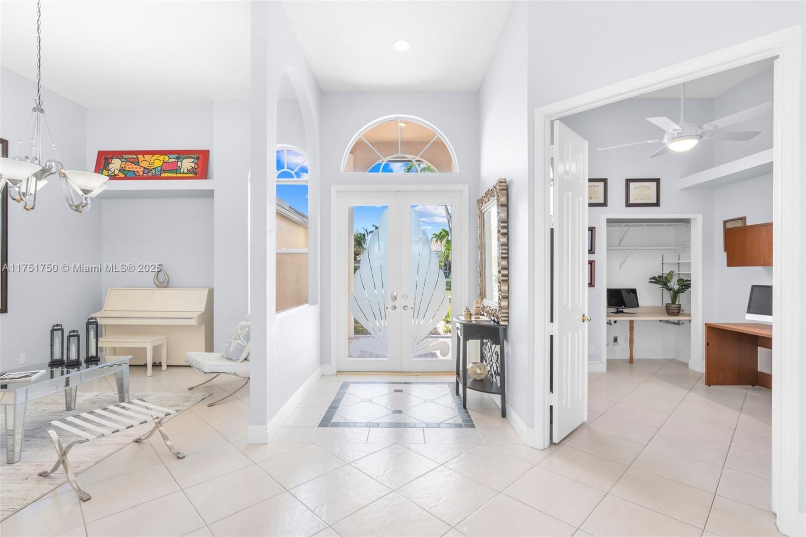 KENSINGTON - Residential