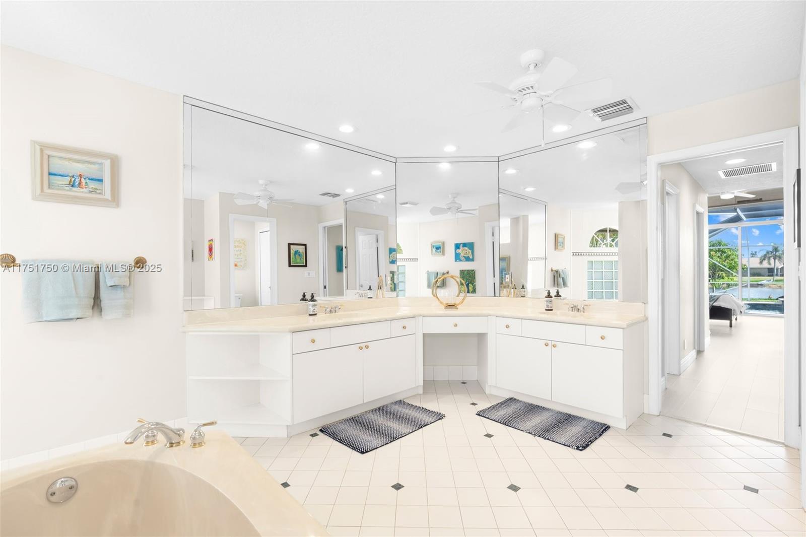 KENSINGTON - Residential