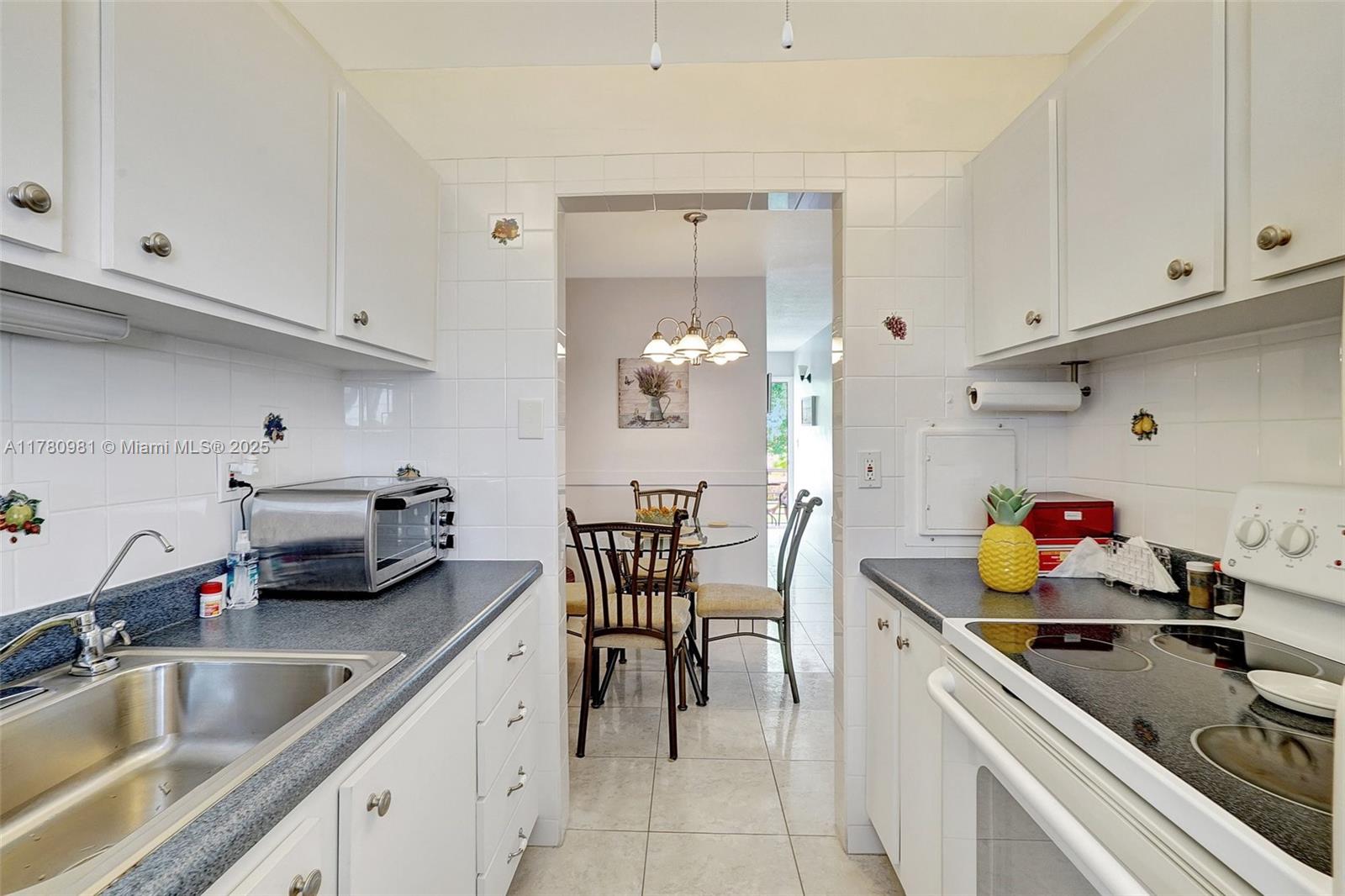 MAR-LEN GARDENS NO 7 CORP - Residential