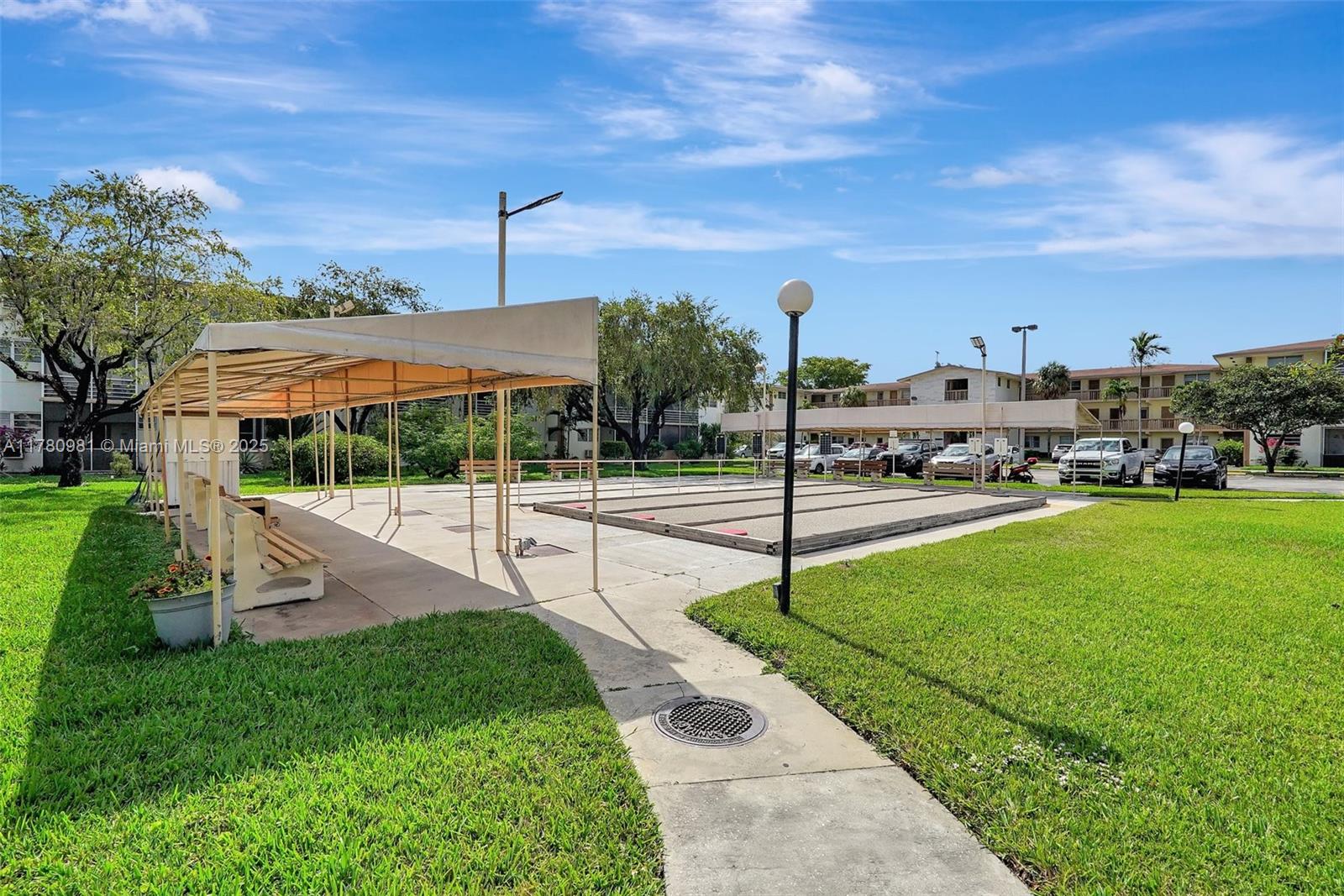 MAR-LEN GARDENS NO 7 CORP - Residential