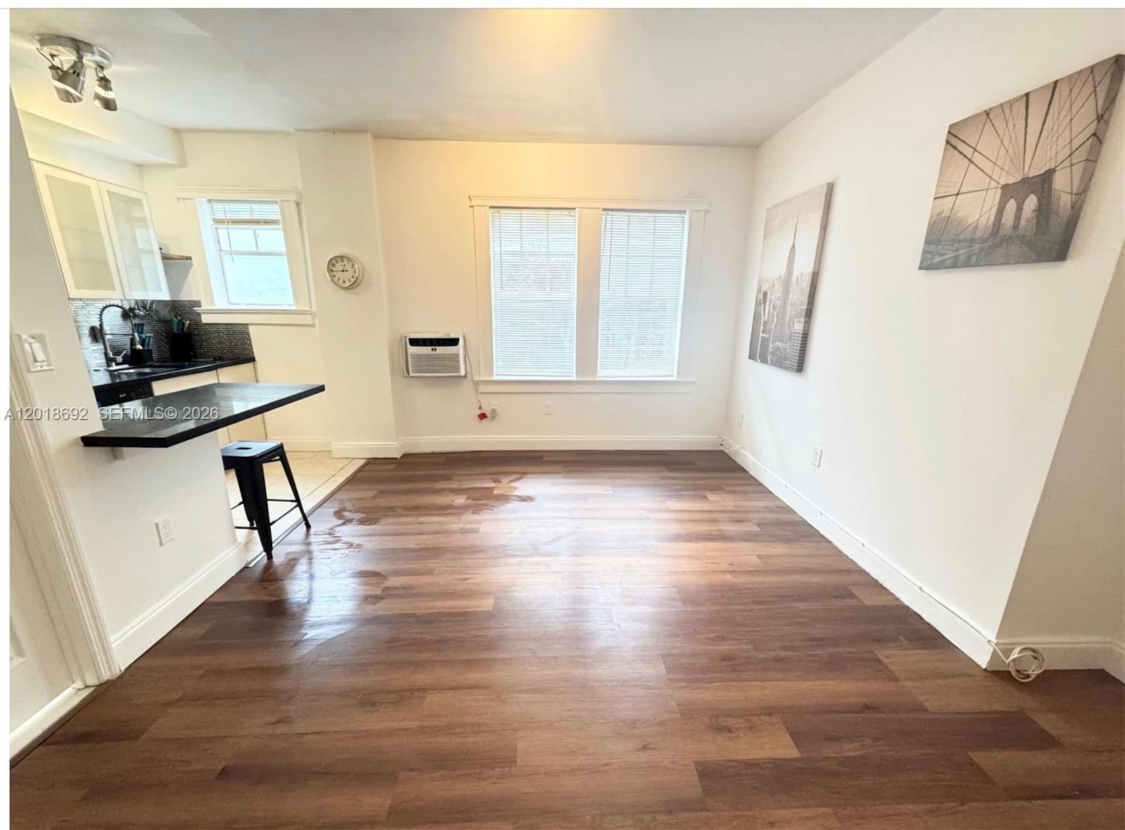 1611 Michigan Ave 4