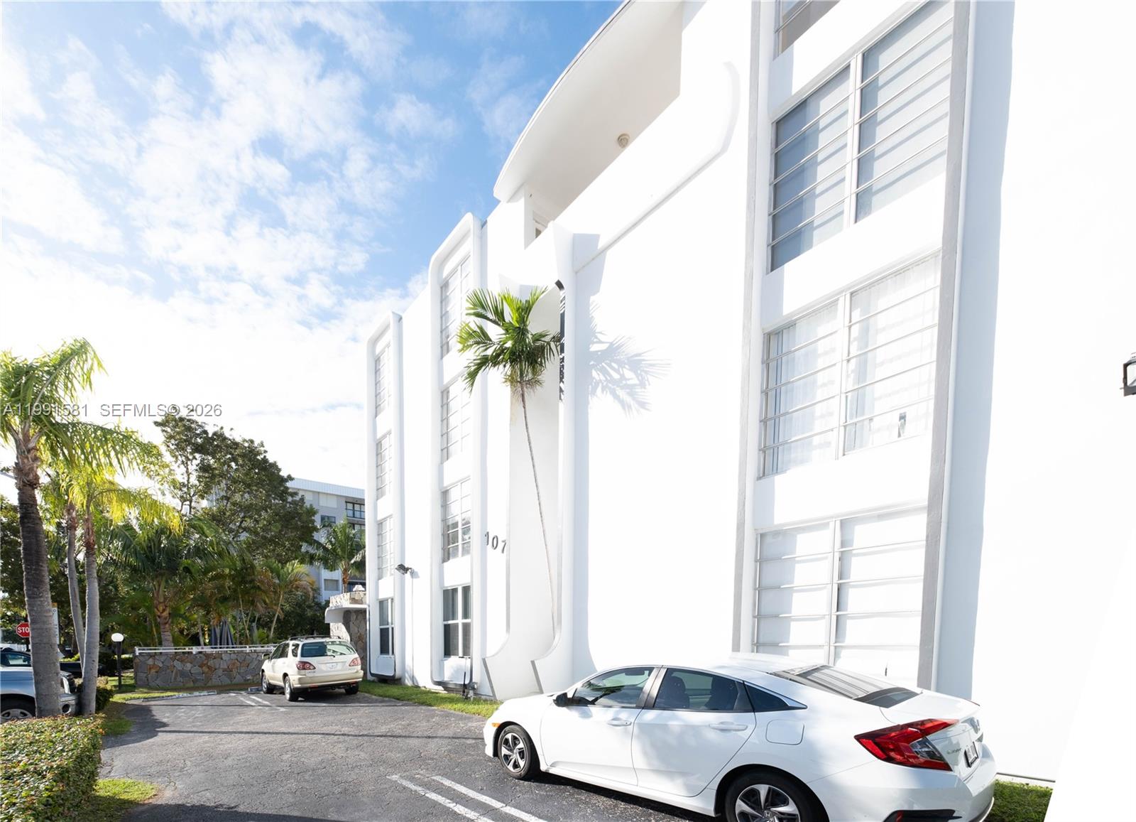 THE ATRIUM CONDO - Residential